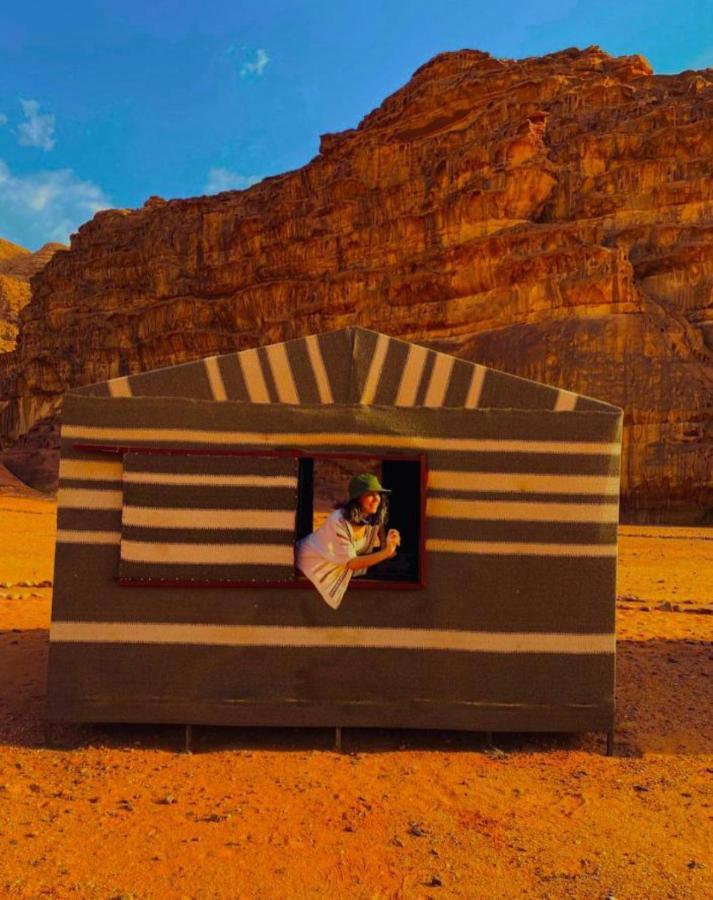 Hidden Wadi Rum Camp Екстериор снимка