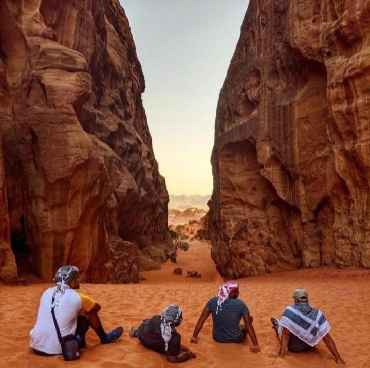 Hidden Wadi Rum Camp Екстериор снимка