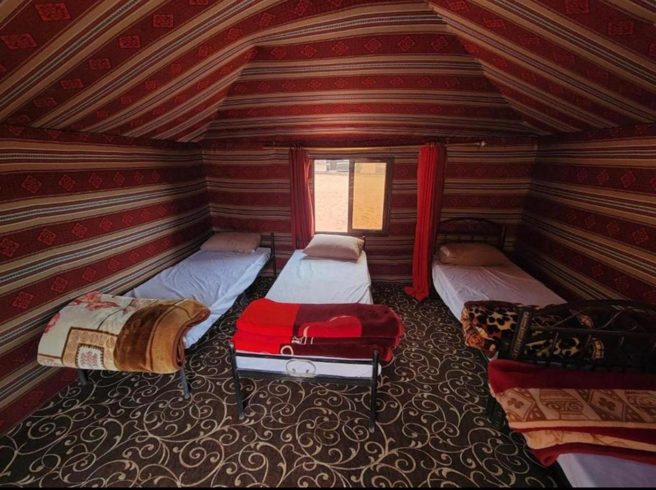 Hidden Wadi Rum Camp Екстериор снимка